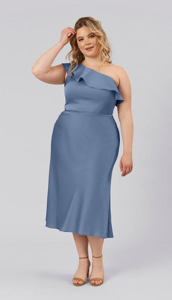 princess polly baby blue dress Chic Plus Size Bridesmaid Dress with Asymmetric Hem and Short Sleeves
