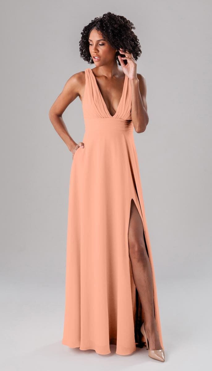 cute sexy plus size dresses Plus-Size La Femme Cocktail Party Dress -PromGirl Black / 22W Color:Brushed Mocha Made in USA Content lightweight midi dress French Sleeves Classic Style