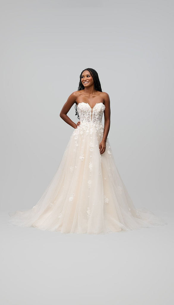 3D floral A-line Wedding Dress