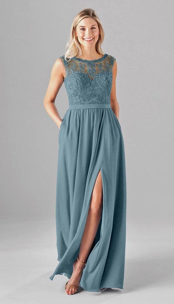 jade blue bridesmaid dresses Jade Blue Bridesmaid Dresses Combined With Blush Flowers