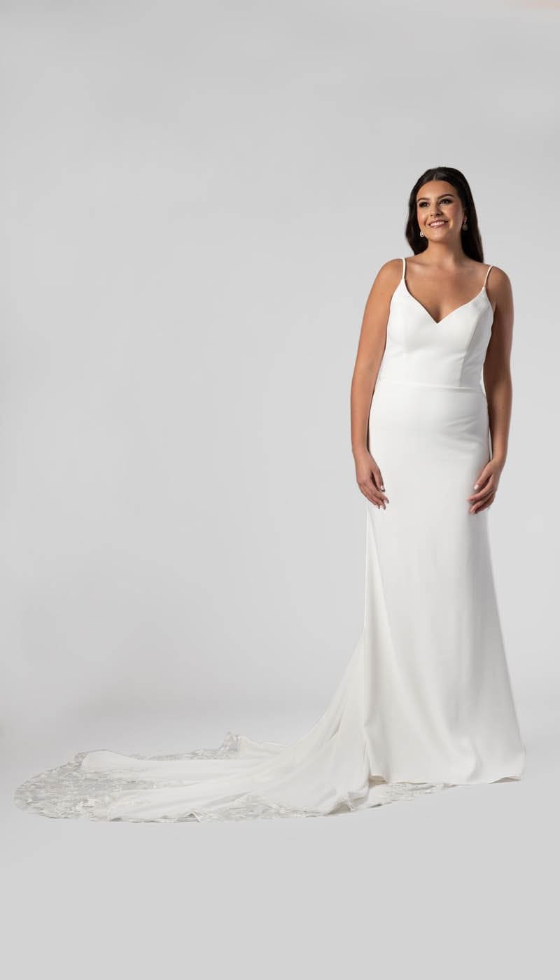 |In Stock Fitted Crepe Darwin Wedding Dress
