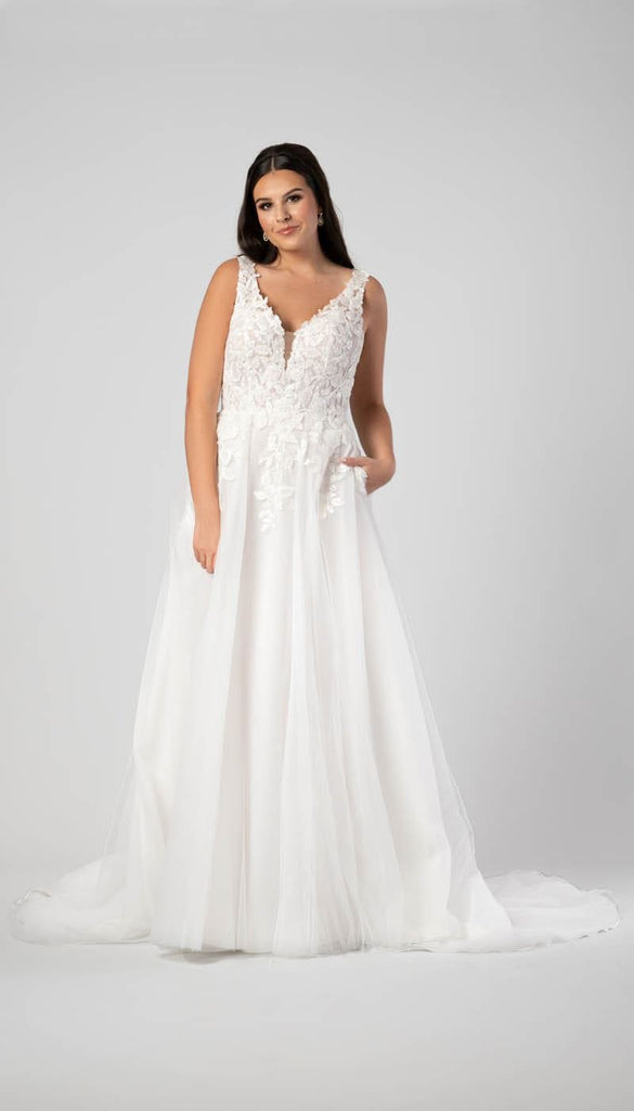 Lace A-line Wedding Dress | Kennedy Blue Donna Lace A-line Wedding Dress | Kennedy Blue Donna