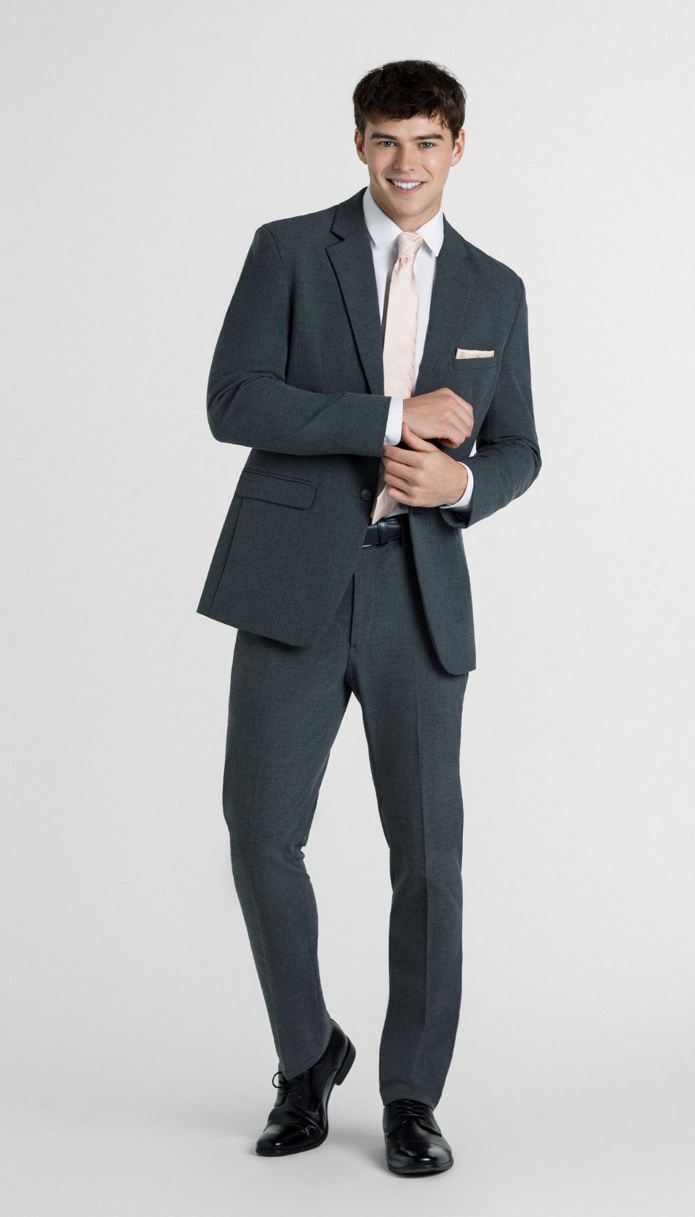 dress shirt color for grey suit Kennedy Blue
