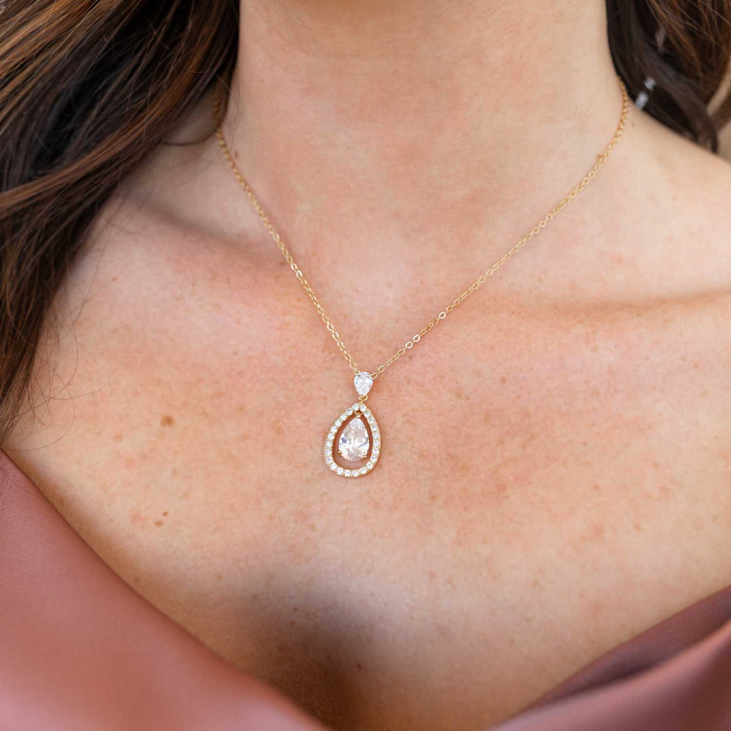 Tiffany & Co. RARE Platinum Elsa Peretti Teardrop Pendant Necklace, UK  Hallmarks | eBay